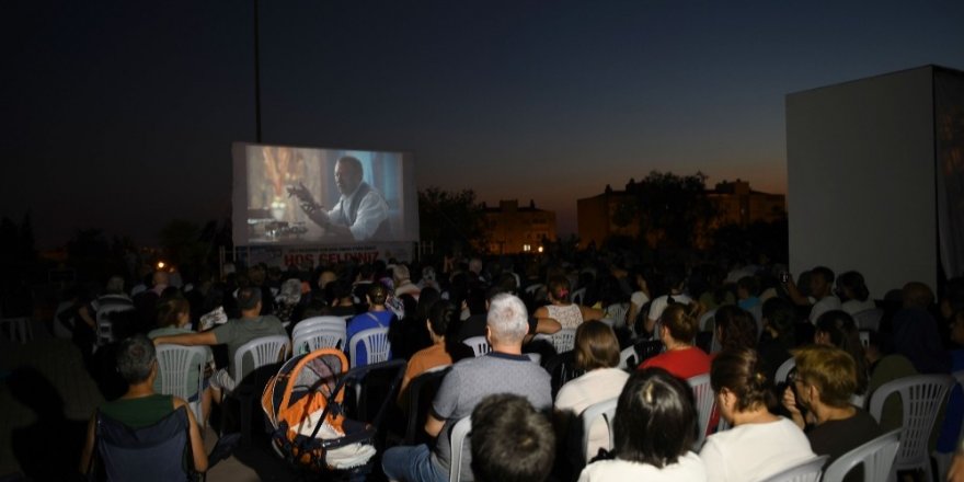 Çiğli’de sinema şölenine büyük ilgi