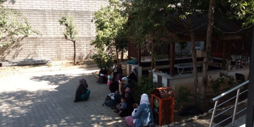 Zabıtadan dilenci operasyonu