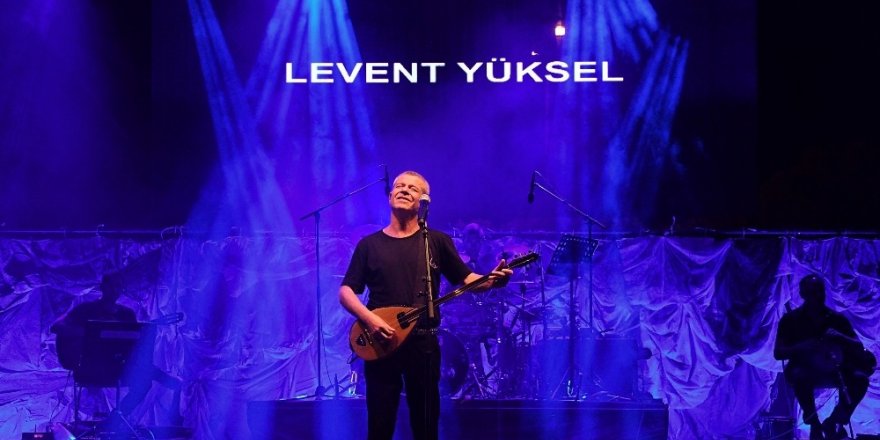 Tatilciler, Levent Yüksel’le doyasıya eğlendi