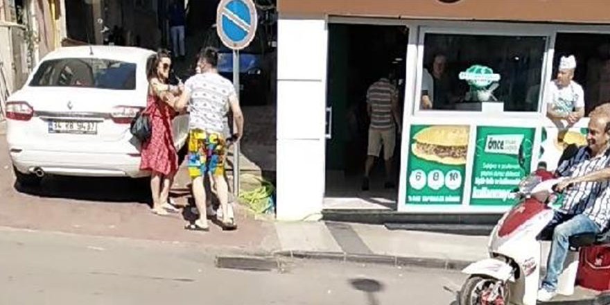 Tartıştığı erkek arkadaşına kafa attı