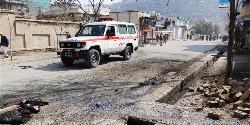 Afganistan'da yol kenarına yerleştirilen bomba patladı: 5 ölü 3 yaralı