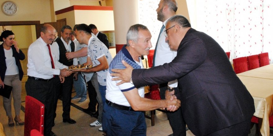 Karabük'te toplu bayramlaşma yasaklandı