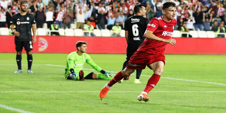 Abdullah Avcı'lı Beşiktaş Sivas'ta dağıldı!