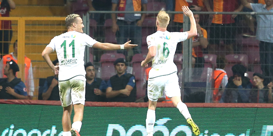 Konyaspor’un ilk golü Jonsson’dan