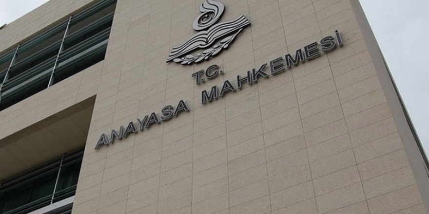 AYM, FETÖ'den ihraç edilen 3 eski savcı için 'ihlal' kararı verdi