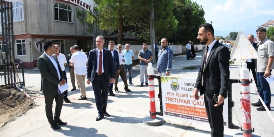 İnegöl Belediyesi’nden Burhaniye Mahallesi’ne otopark ve parke taşı