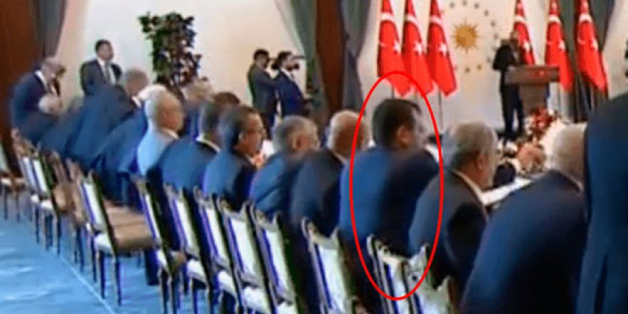 CHP'li Belediye başkanlarından büyük saygısızlık