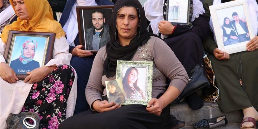 Mothers’ sit-in protest against PKK growing in Turkey