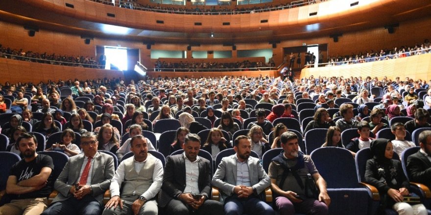 Uzayda inatlaşma dünyanın sonunu getirir