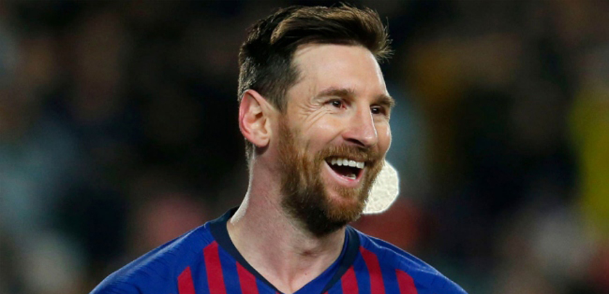 Messi Barcelona'dan ayrılmayı düşünmüyor