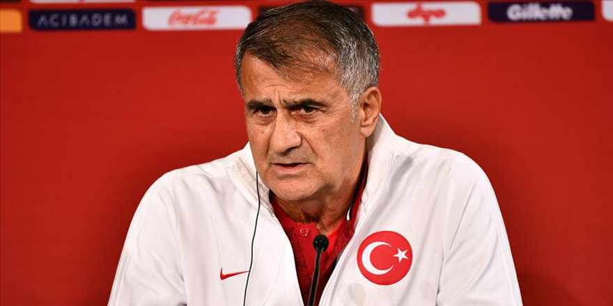Şenol Güneş, A Milli Takım'la 71. maçında