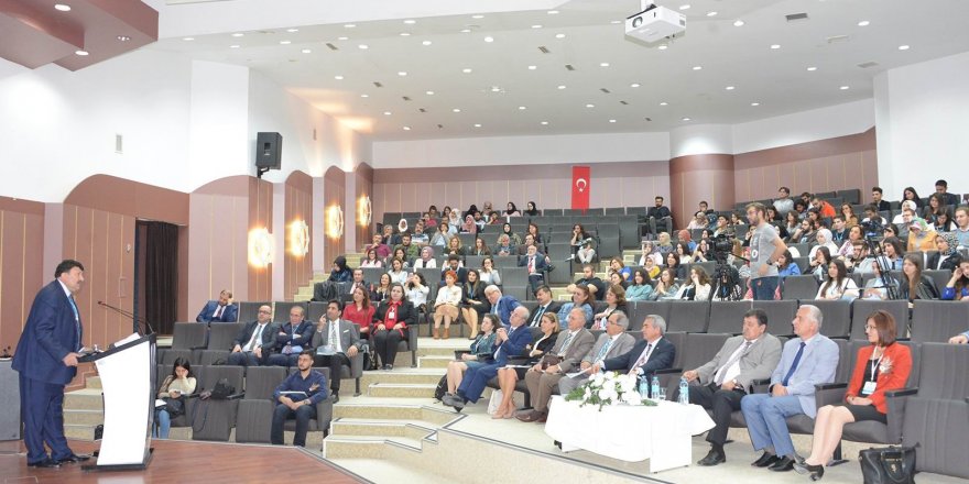 Konya’da “Yaşamın Anahtarı: Periyodik Tablo Kongresi” başladı