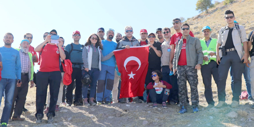 Takkeli Dağ’da yürüyüş düzenlendi