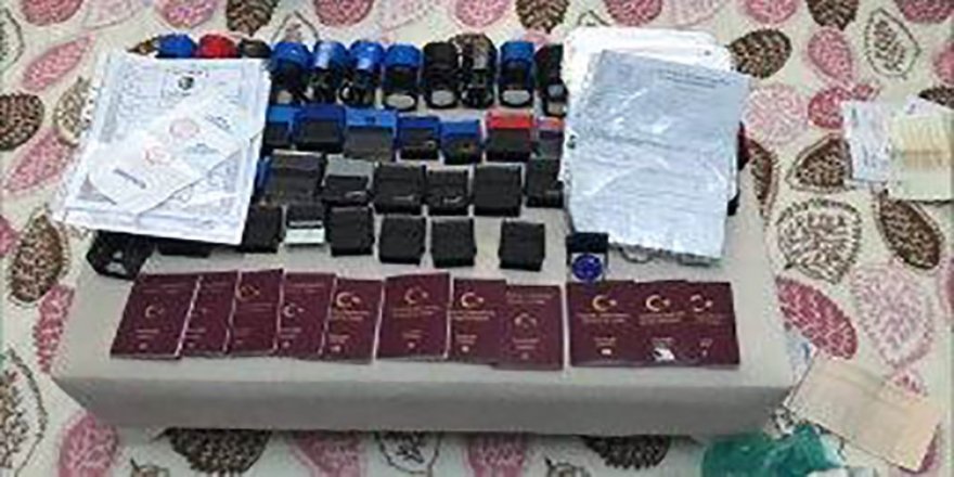 İnsan kaçakçılarına yönelik eş zamanlı operasyon: 19 gözaltı