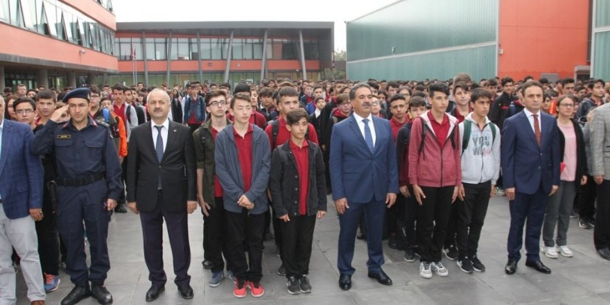 Gebze’de bayrak töreni