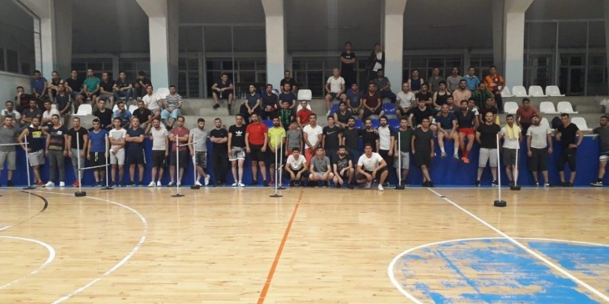 İzmit Belediyesinden gençlere destek