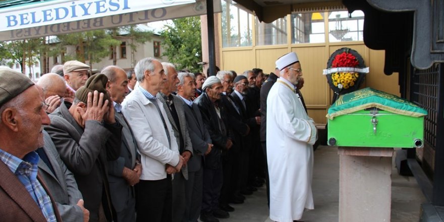 Oltu Tahsin ağabeyisini kaybetti
