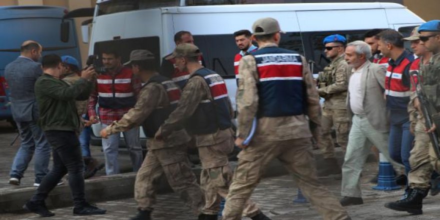 Diyarbakır'ın 3 HDP'li belediyesine görevlendirilme
