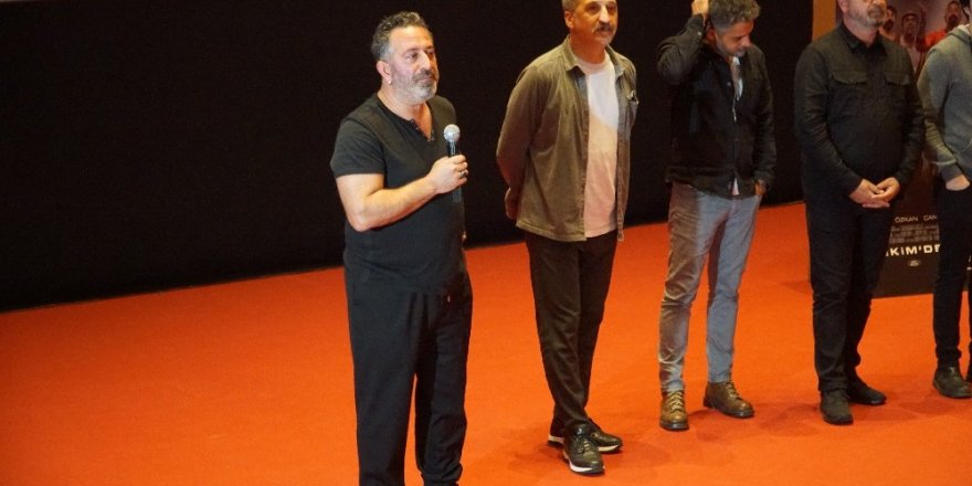 Cem Yılmaz’dan ’Karakomik Filmler’ eleştirilerine yanıt