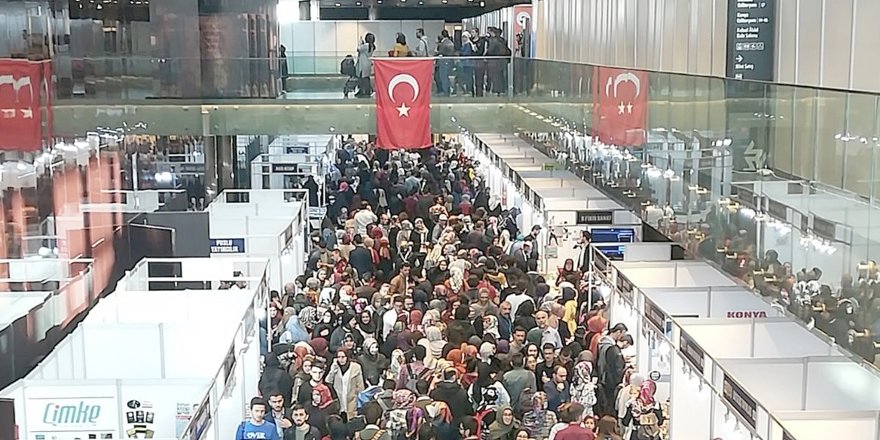 Konya Kitap Günleri dolu dolu geçiyor