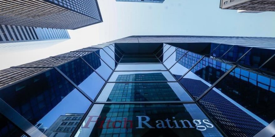 Fitch maintient la note de la Turquie à "BB-" avec perspective stable