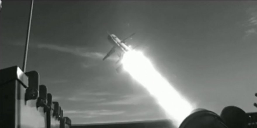 Türkiye'nin milli füzesi milli gemiden ateşlendi