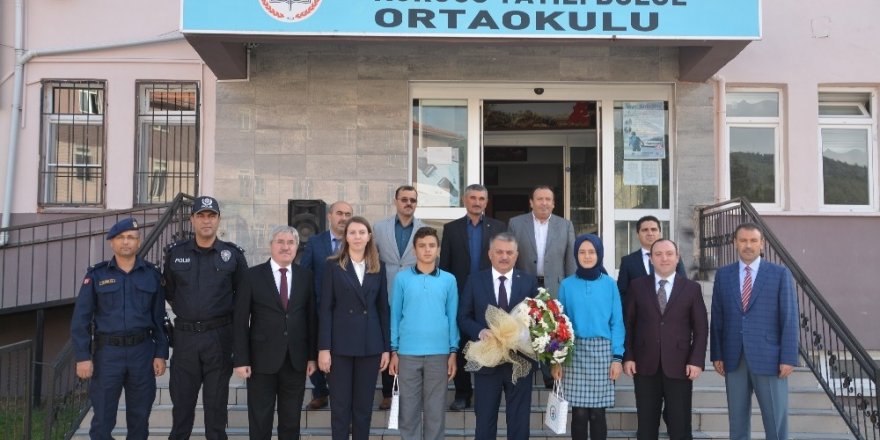 Vali Yazıcı, Teknokent’i ziyaret etti