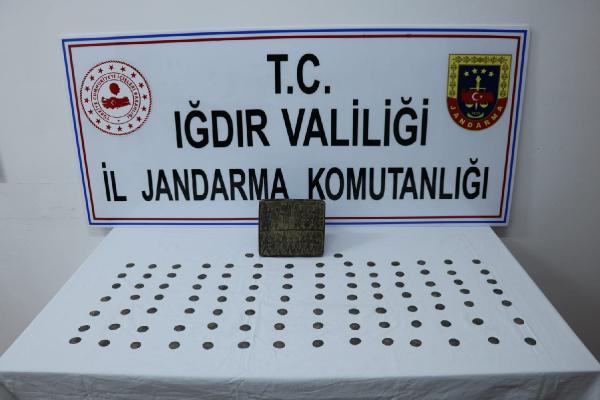 Jandarmaya sikke satmaya kalkışan 4 şüpheli yakalandı