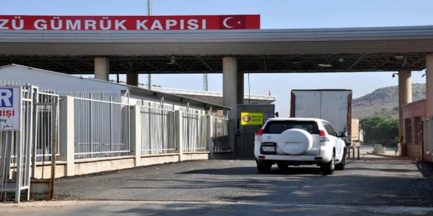 BM'den İdlib'e 42 TIR insani yardım