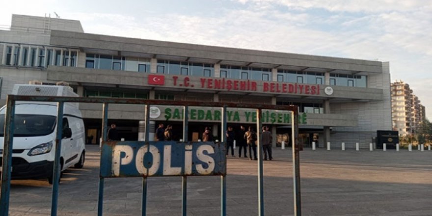 HDP'li 4 belediyeye görevlendirme