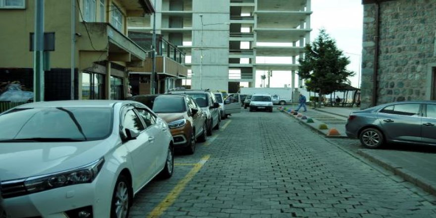 Rizelinin hatalı parka dikkat çektiği anonsa sosyal medyada yoğun ilgi