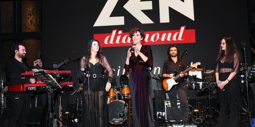 zen pirlanta nin yeni marka yuzleri berguzar korel ve halit ergenc zen pirlanta nin yeni marka yuzleri berguzar korel ve halit ergenc