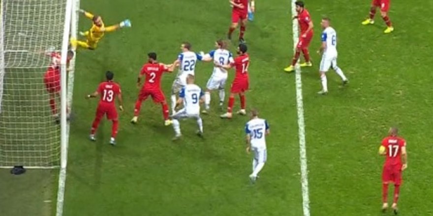 Çağlar Söyüncü: “82. dakikada vatanı korur gibi elimizden geleni yaptık”