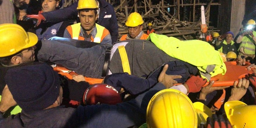 Göçük altında kalan mühendis 33 saat sonra kurtarıldı