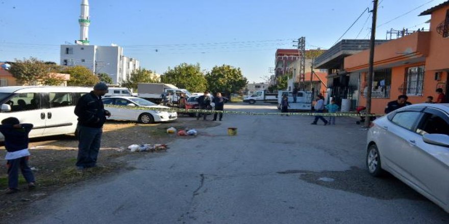 3 yaşındaki Mahmut, çöp kamyonetinin altında can verdi