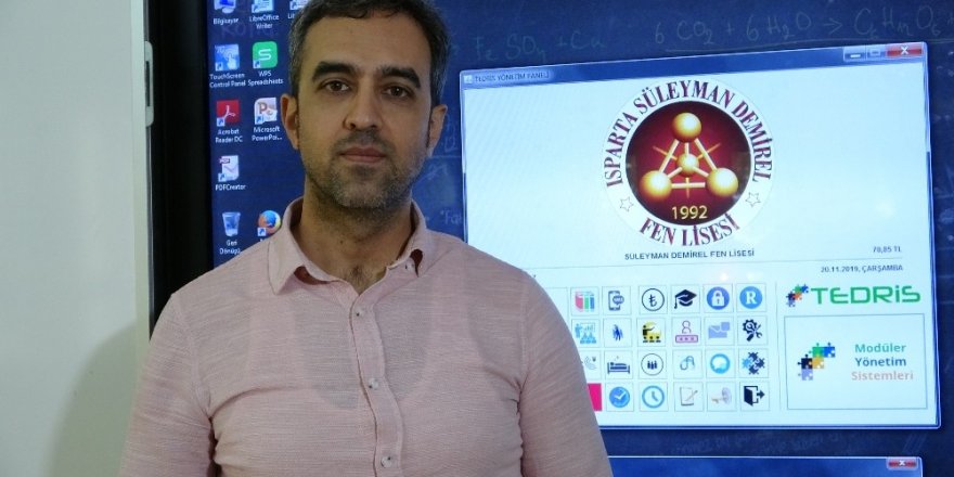 Sınıf defterleri ve yoklama fişleri ’Tedris’ ile tarihe karışıyor