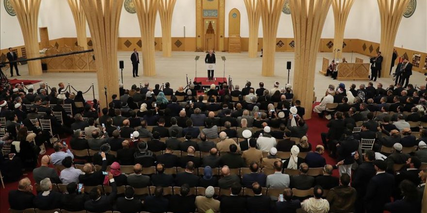 Avrupa'nın ilk çevre dostu olan Cambridge Camisi açıldı