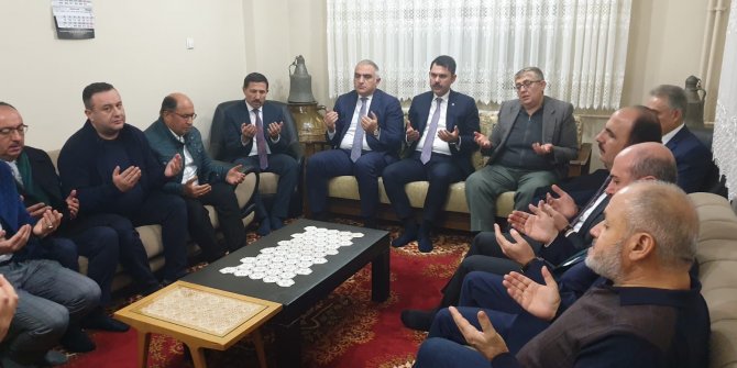 Bakanlardan Veyis Kurucu'nun ailesine taziye ziyareti