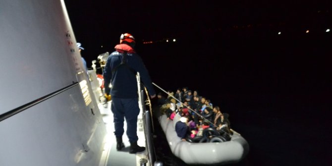 İzmir’de 80’i çocuk 216 düzensiz göçmen yakalandı