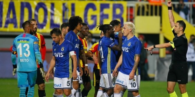 Fenerbahçe'de kart uyarısı
