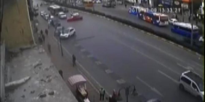 Cadde ortasında drift yaptı