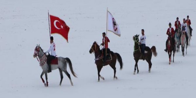 Kredi çekerek gittikleri şampiyonada üçüncü oldular