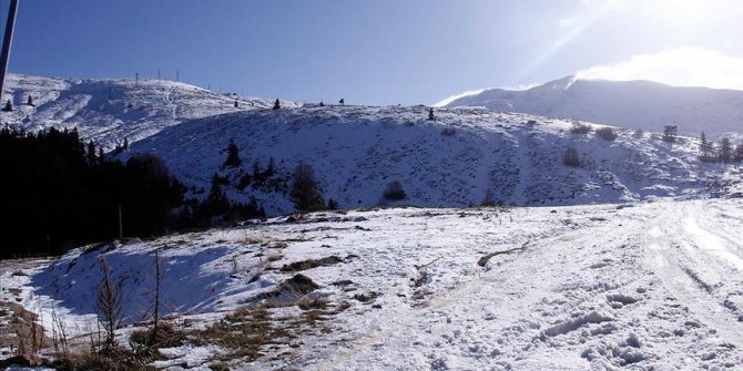 Uludağ'da kaybolan iki arkadaşı arama çalışmaları sürüyor