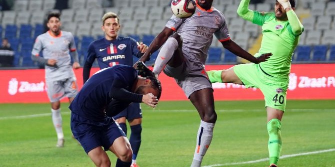 Ziraat Türkiye Kupası: Medipol Başakşehir: 2 - Hekimoğlu Trabzon FK: 0 (Maç sonucu)