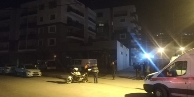 Önce polis memuru arkadaşını öldürdü ardından intihar etti