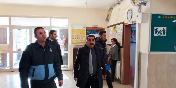 Başkale’de ‘şırınga çikolata’ denetimi