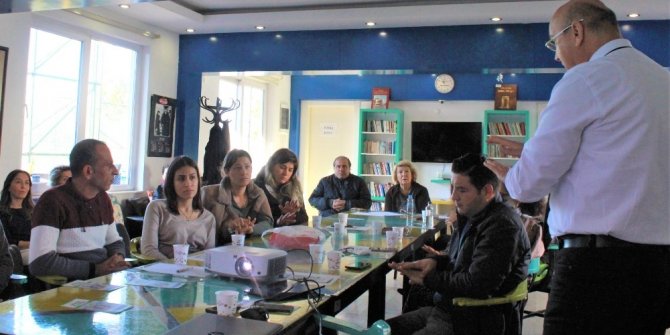 Yaşlıevleri personellerine ilk yardım eğitimi verildi