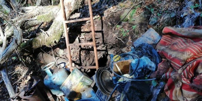 Hatay’da PKK’lı teröristlerin sığınak ve depoları bulundu