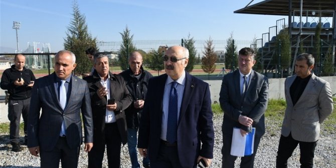Vali Köşger spor tesislerini inceledi