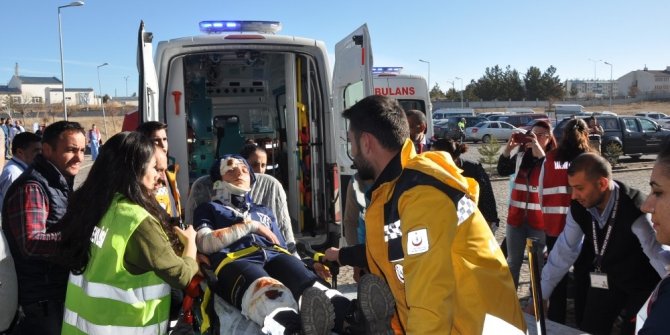 Kars’taki tatbikat gerçeğini aratmadı